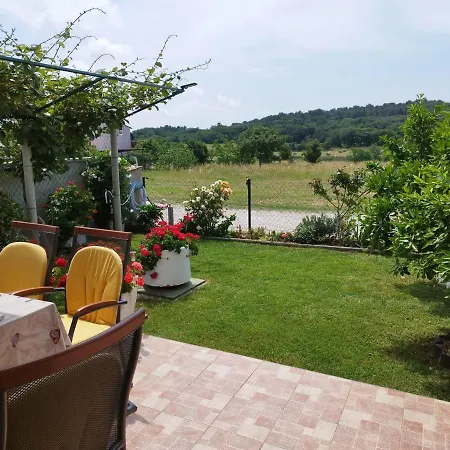 Marijan Apartman *